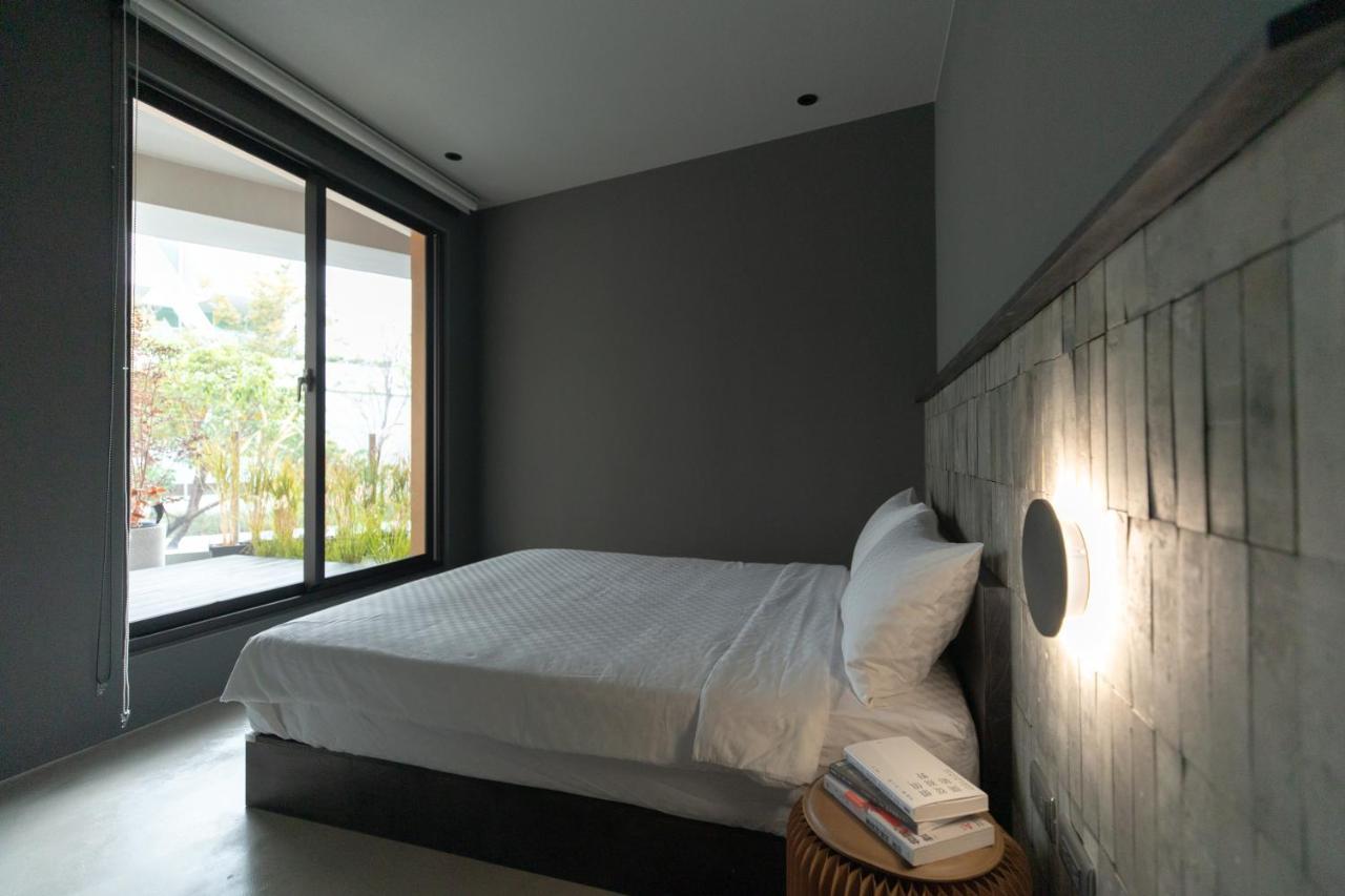 J Youai House 珍友愛 景觀包棟民宿 Tainan Extérieur photo